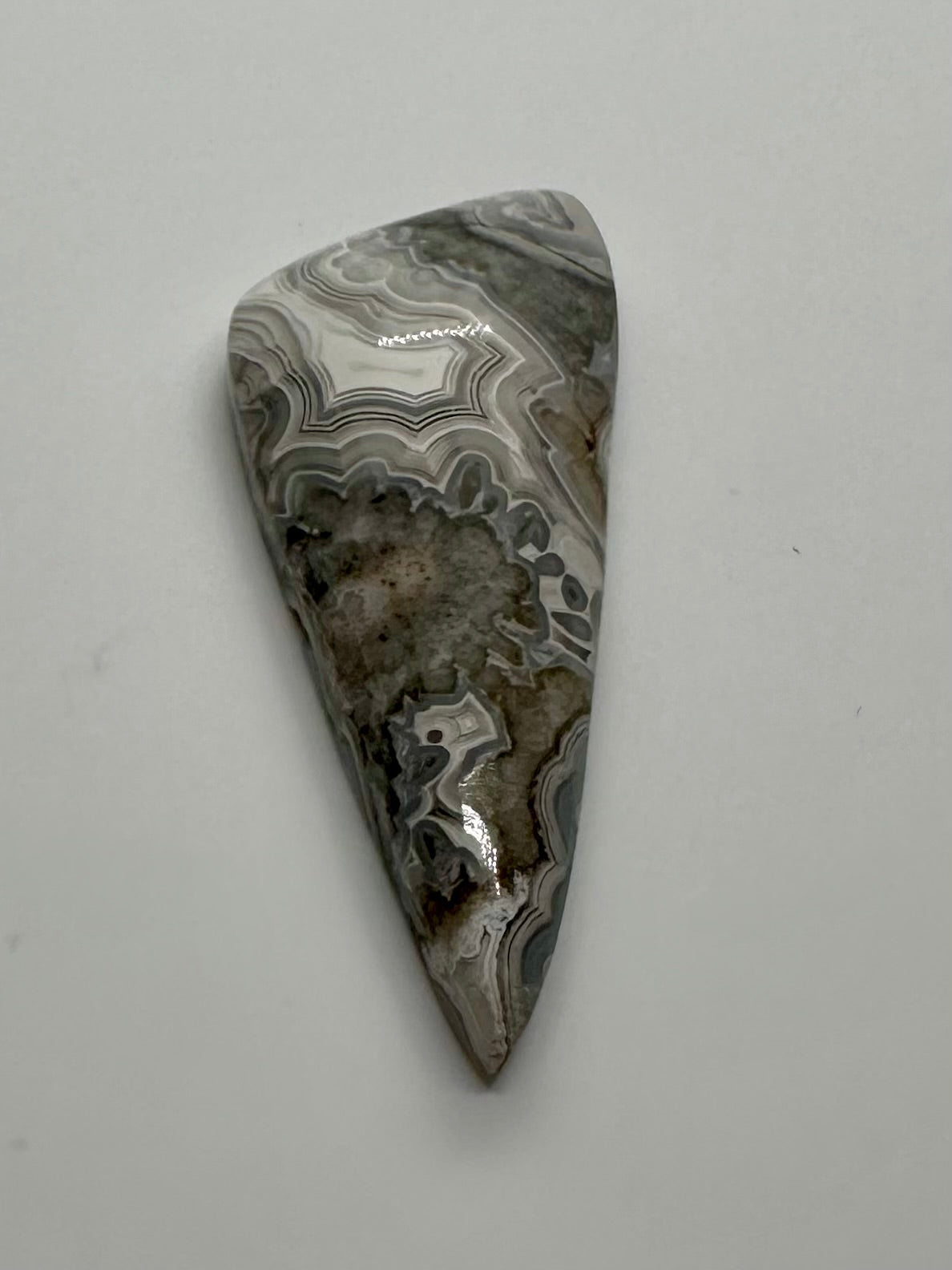 Tuxedo Lace Agate